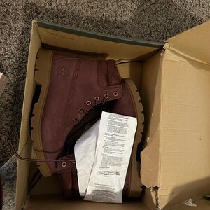 Timberland Women's Winter Boots - Burgundy and Tan